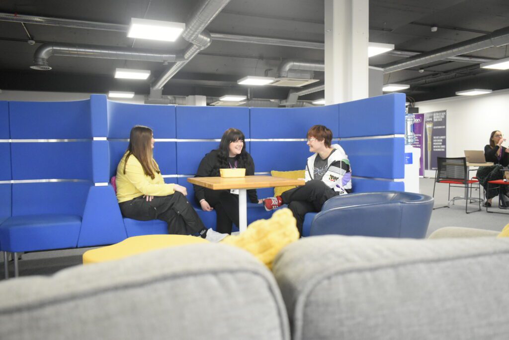 Young people getting careers coaching and Inclusion EB8